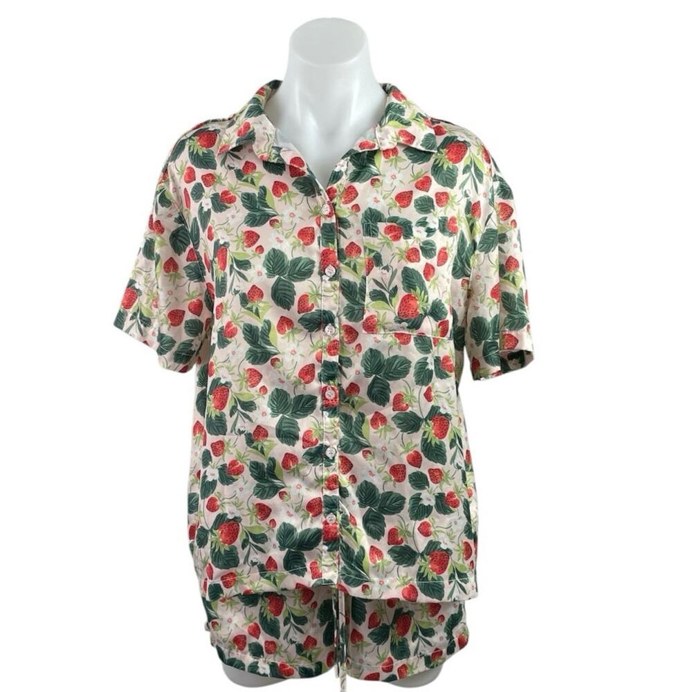 Macy's Flower Show Strawberry Short Sleeve Button Up Sleepwear Pajamas Set XS